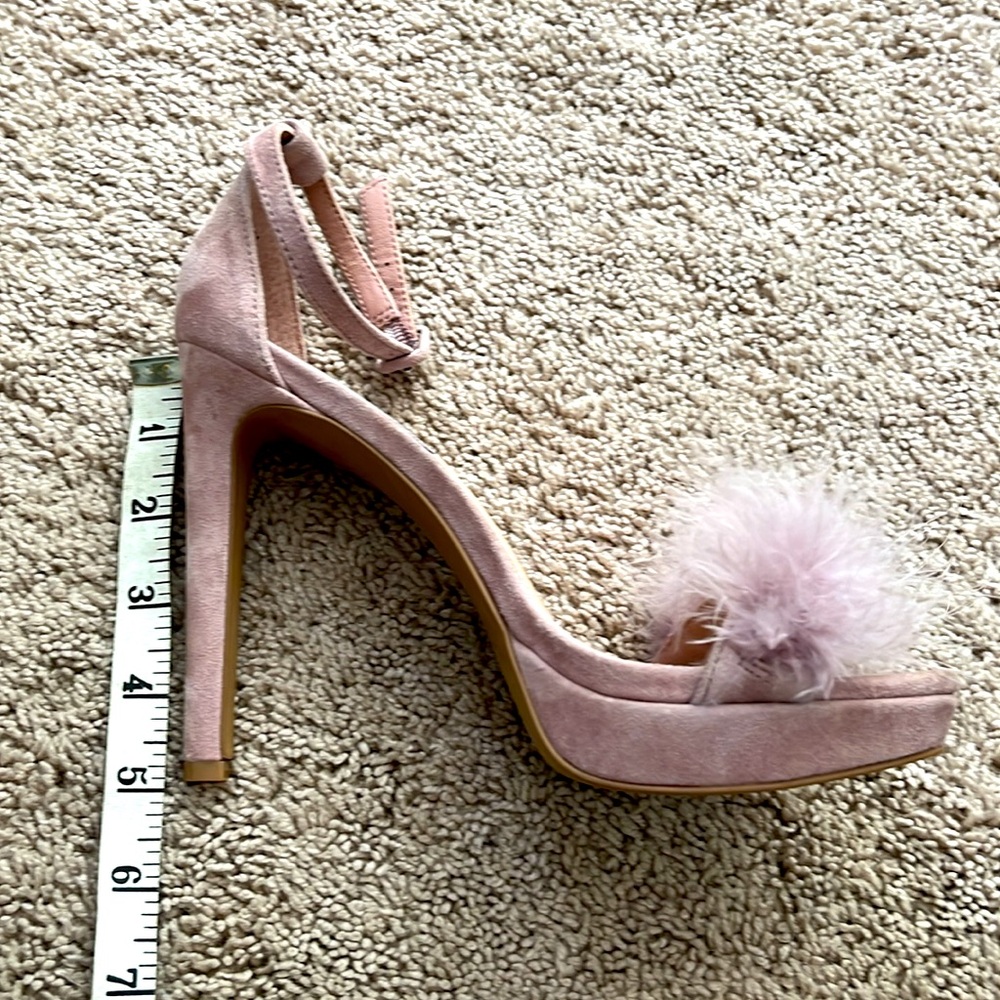 Steve Madden Lavender Feathered Peeptoe Heels - Picture 9 of 10